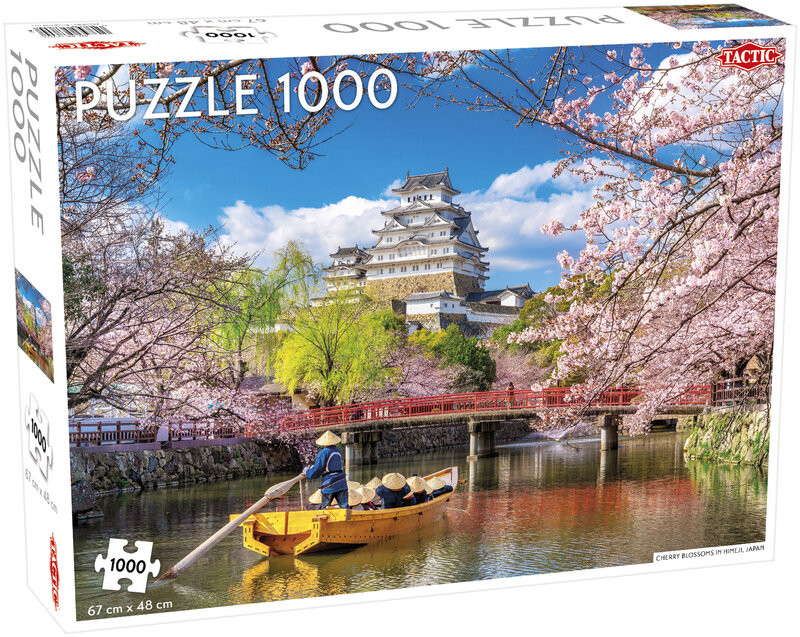 Landskap: Cherry Blossoms in Himeji, Japan